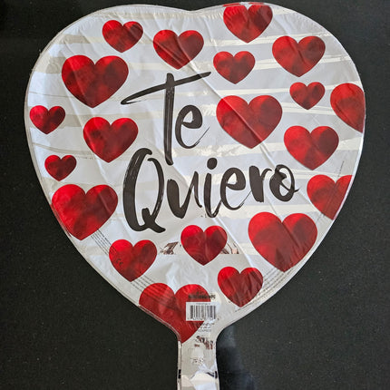 18" Te Quiero Corazones Rojos
